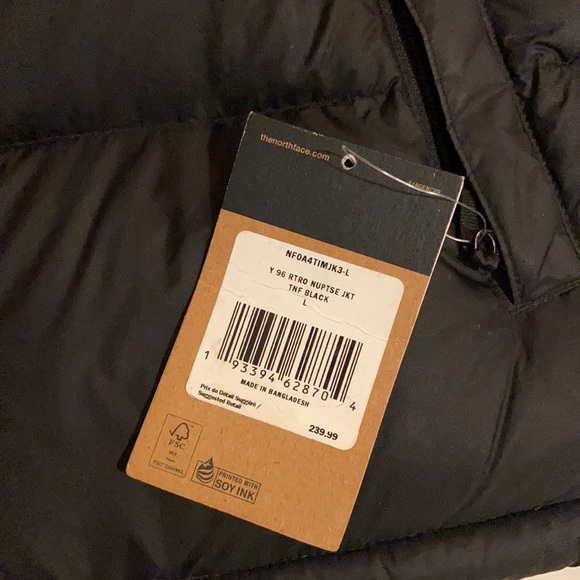 *SOLD* The North Face Youth 96 Retro Nuptse Jacket - Picture 3 of 5